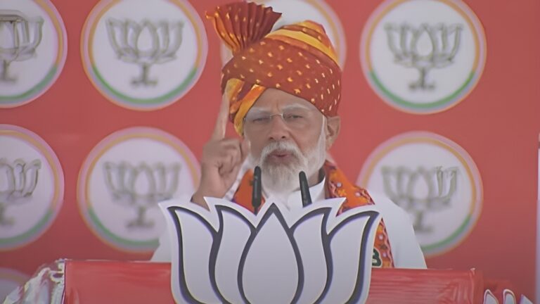 प्रधानमंत्री नरेंद्र मोदी ने मध्य प्रदेश के सागर में एक जनसभा की संबोधित करते हुए कहा कि ये मुझसे सवाल पूछतें हैं 400 पार क्यों?