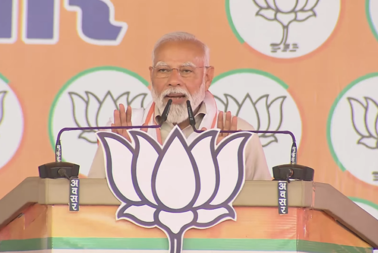 प्रधानमंत्री नरेंद्र मोदी आज उत्तर प्रदेश के पीलीभीत और मध्य प्रदेश के बालाघाट में जनसभाओं को संबोधित करेंगे।